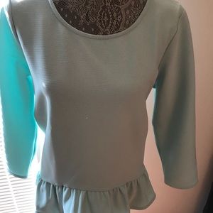 Ann Taylor 3/4 sleeve mint top with ruffle detail
